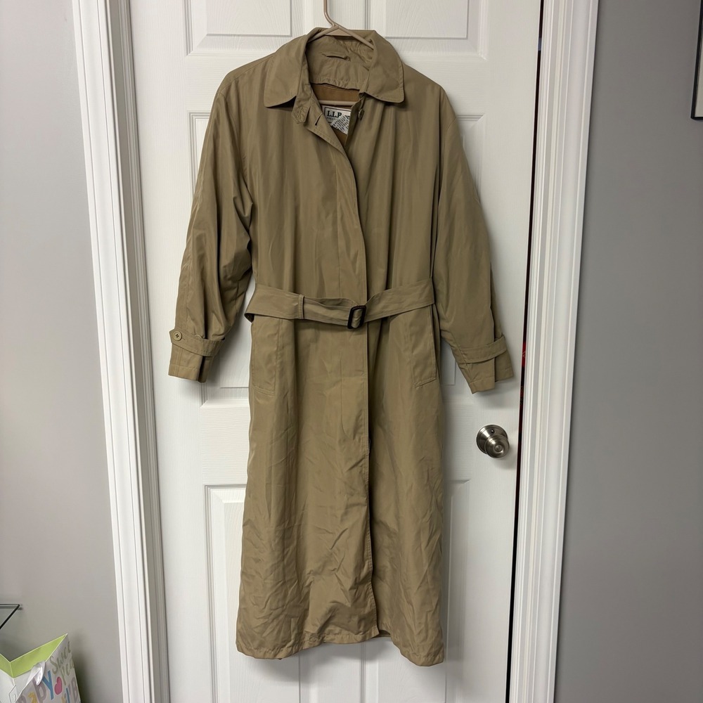 Vintage LL Bean Trench Coat Womens Medium Tan Khaki Belted Zip Out Liner USA
